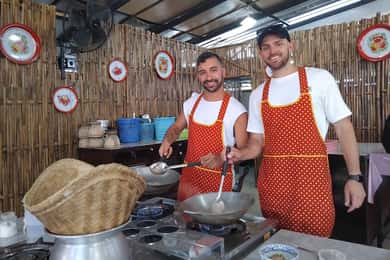 Krabi: Hands-on Learn to Cook 3 Popular Thai's street food