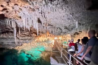 Bermuda: Crystal Cave & Bermuda Underwater Institute Combo