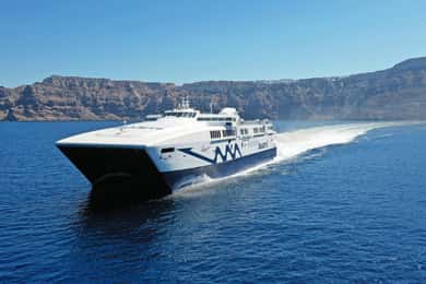 Da Santorini a Heraklion Creta: biglietto del traghetto e trasferimento in hotel