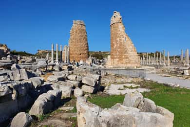 Antalya: Perge Aspendos Side 1 Günlük Özel Turlar