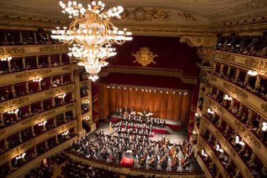 A grande história e arquitetura do La Scala: Um tour guiado