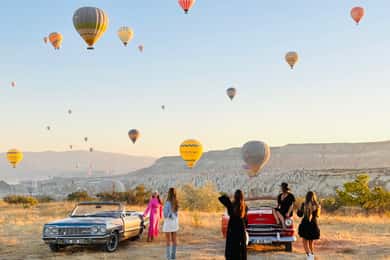 Capadócia: Viagem particular de carro clássico com opção de sessão de fotos