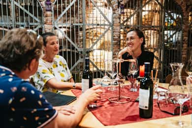 Vienna: Hidden Wine Cellars Tasting Experience