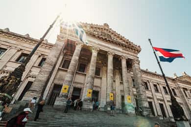 Tour della città di Montevideo per crocieristi