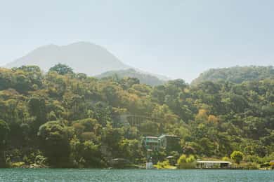 Tour a piedi del lago Atitlan in 4 diverse città