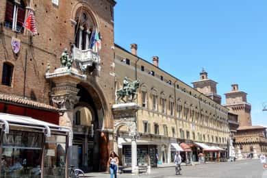 Ferrara: Walking Tour, Highlights and Food Tastings
