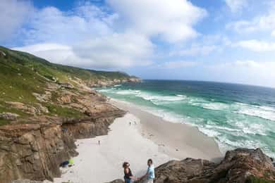 Arraial do Cabo Adventure: Guided Tour, Beaches, and Lunch.