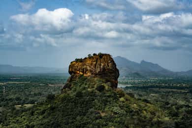 Visit sri Lanka 7 Days Round Trip