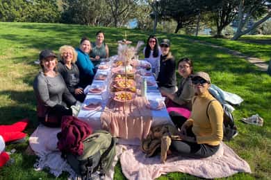 Adelaida: Lujoso Picnic Pop-up en el Parque Botánico