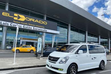 Bogotá: Betrouwbare luchthaven-hotel en hotel-luchthaven transfers