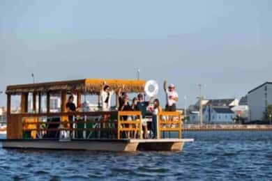 Ilha Tybee: Cruzeiro turístico no barco Tiki