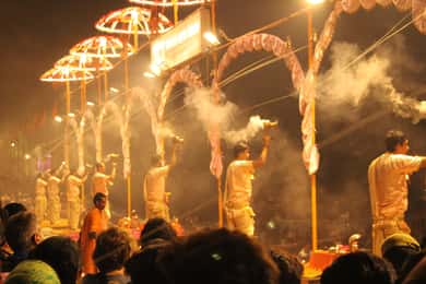 Varanasi: Ganga Arti Evening Light Ceremony on the Main Ghat