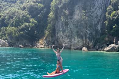 Sarande: Kroreza Hidden Beaches Paddle, Snorkel & Umbrella