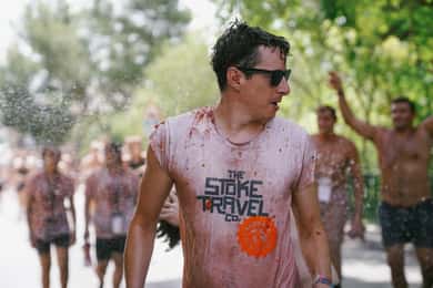 Barcelone : La Tomatina : excursion d'une journée à Buñol avec accès à la fête