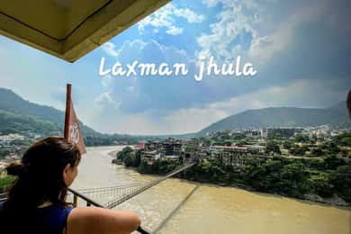 Rishikesh Guided Walking Tour: Laxman Jhula, Ganga Aarti