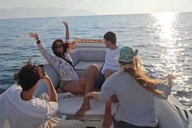Vlore: Private Boat Tour to Haxhi Ali Cave & Karaburun