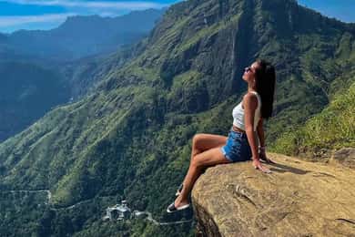 Ella: Little Adam's Peak, 9 Arch Bridge, Ravana Falls Tour