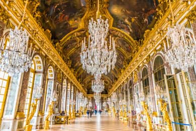 Fra Paris: Versailles slott og hager med transport