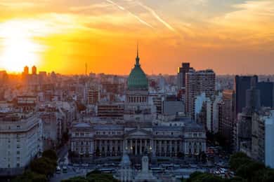 Buenos Aires: City Tour Portenho com Prova de Vinhos