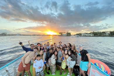 Fort Lauderdale: Evening Boat Cruise with Downtown Views