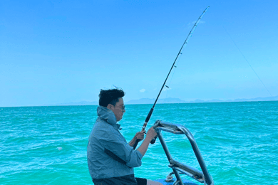 Phuket: Privat charter med fiskerbåd og snorkeleventyr