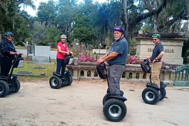 Cimitirul Bonaventure Segway Tour