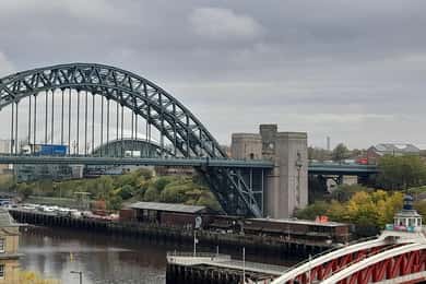 Entdecke Newcastle: 2-stündige Stadtführungen auf Italienisch oder Englisch