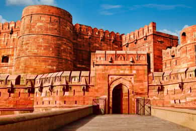 From Delhi: Taj Mahal Sunrise, Baby Taj & Agra Fort Day Tour