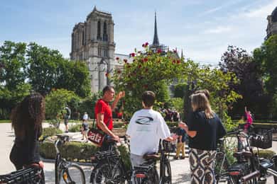 París: recorrido panorámico en bicicleta eléctrica con paseo en barco por el Sena opcional