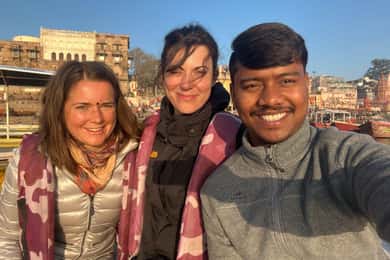 Varanasi: Hidden Secrets of Vibrant Tradition (Guided Tour)