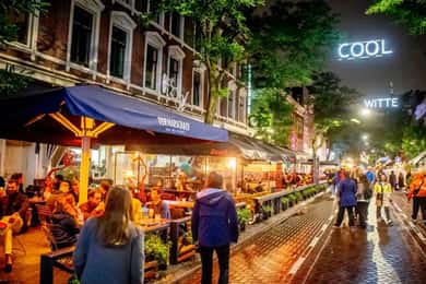 The Ultimate Rotterdam Bar Crawl Experience