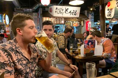 大阪：ディープなグルメツアーと難波のバー巡り