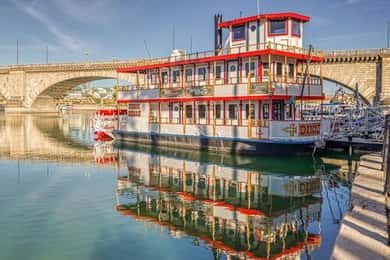 Lago Havasu: Cóctel Crucero al Atardecer en Paddle Wheeler