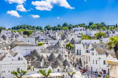 From Bari: Alberobello and Matera Full-Day Trip