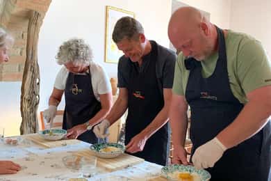 Vinci: Cooking Class of Local Food in a Tuscan Farm