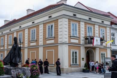 Fra Krakow: Wadowice - Johannes Paul IIs familiehjem Dagstur
