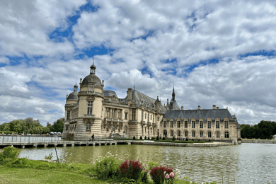 Wielkie Stajnie Księcia de Conde i Pałac Chantilly