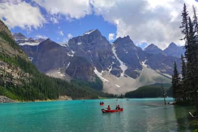 From Dead Man's Flat/Canmore: Lake Louise & Moraine Lake …