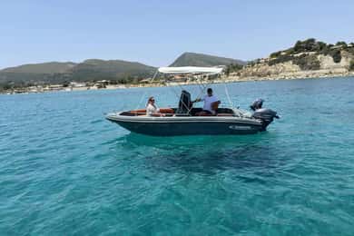 Zakynthos: Viagem de barco de táxi pela ilha de Marathonisi por Eurosky