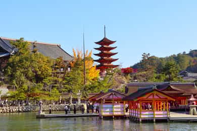 Depuis Hiroshima : Visite en bus d'une journée de la ville et de l'île de Miyajima