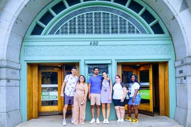Chicago: Downtown TV and Movie Sites Walking Tour