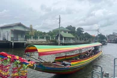 Bangkok: Longtailbåt-tur til Wat Arun