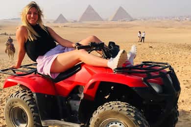 Le Caire : Visite privée du désert en quad avec les pyramides et le coucher de soleil