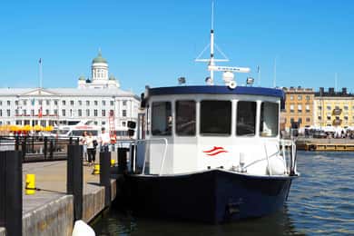 Helsinki: Suomenlinna and Lonna Hop-on Hop-off Cruise