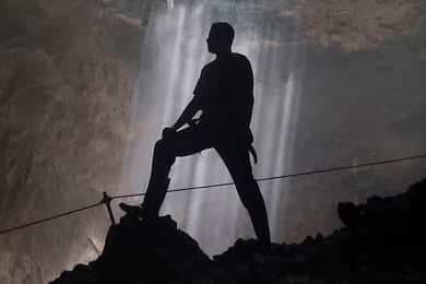 Yogyakarta: Caverna JOMBLANG-PINDUL-Rio OYO com filmagem de DRONE