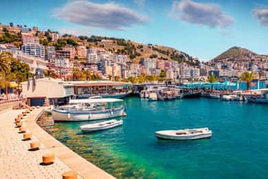 Tirana/Durres/Golem: excursión de un día a Saranda, Ksamil y el Ojo Azul