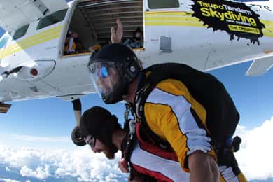Tandem Skydive Experience in Taupo