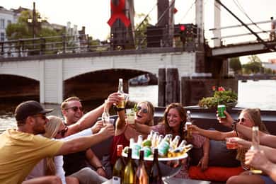 Amsterdam: privécruise met drankjes & optionele snacks