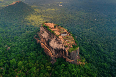 Sigiriya: excursão particular de 1 dia à Rocha do Leão e safári em Minneriya