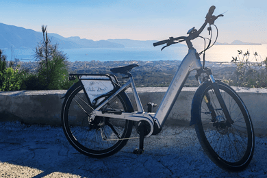 Vuokraa e-pyörä Vesuvius, ja viininmaistelu Tour